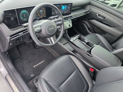 Used 2025 Hyundai Tucson Limited AWD/4WD image 10