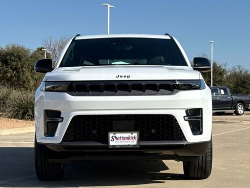 New 2026 Jeep Grand Wagoneer Limited AWD/4WD image 2