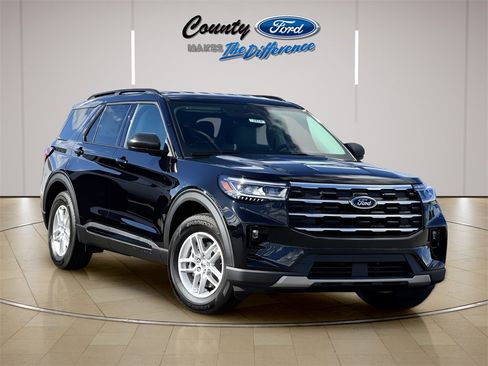 New 2026 Ford Explorer Active w/ Active Comfort Package image 1