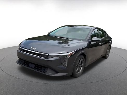 Used 2025 Kia K4 FWD image 7