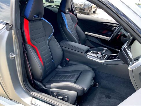 Used 2024 BMW M2 w/ Lighting Package image 8