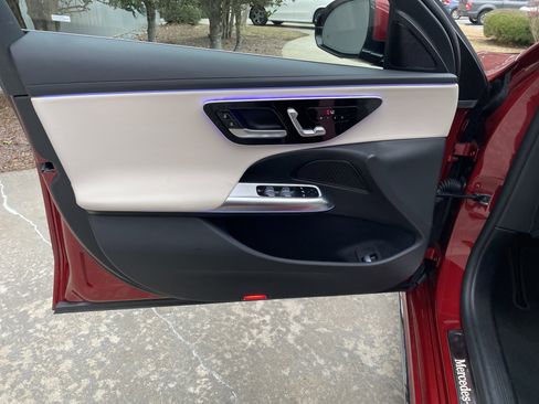 Certified 2024 Mercedes-Benz E 350 4MATIC Sedan image 18