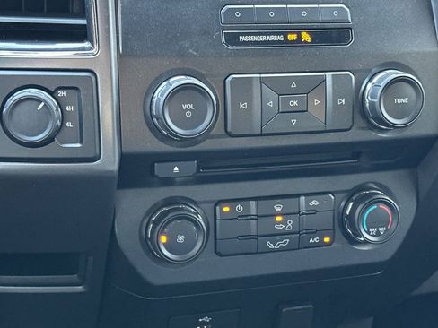 Used 2017 Ford F150 XLT image 18