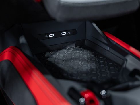 Used 2026 Lamborghini Temerario AWD/4WD image 48