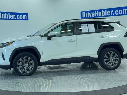 Used 2022 Toyota RAV4 Limited image 4