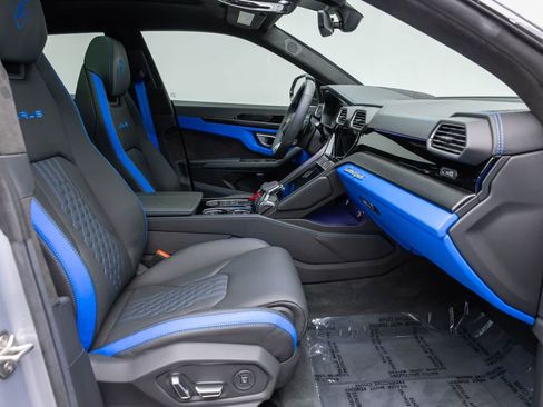 Used 2024 Lamborghini Urus S AWD/4WD image 14