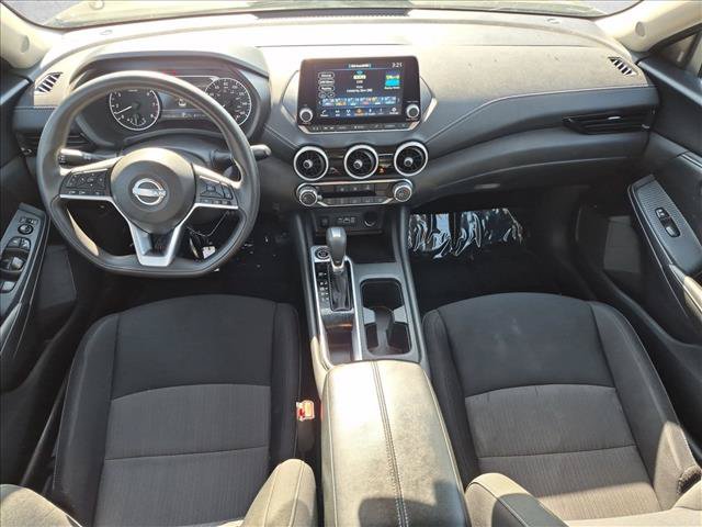 Used 2025 Nissan Sentra SV FWD image 16