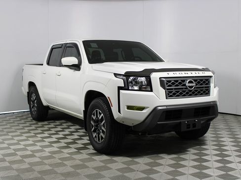 Used 2023 Nissan Frontier SV w/ SV Convenience Package RWD image 31