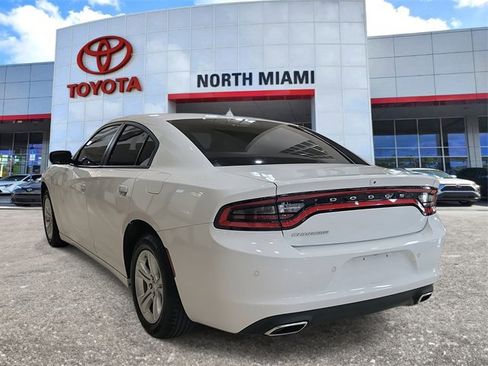 Used 2023 Dodge Charger SXT image 3