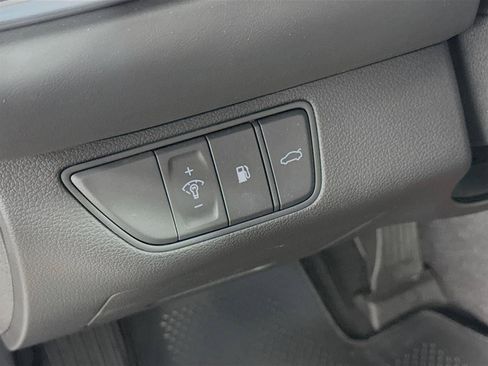 New 2026 Genesis G70 2.5T RWD image 10