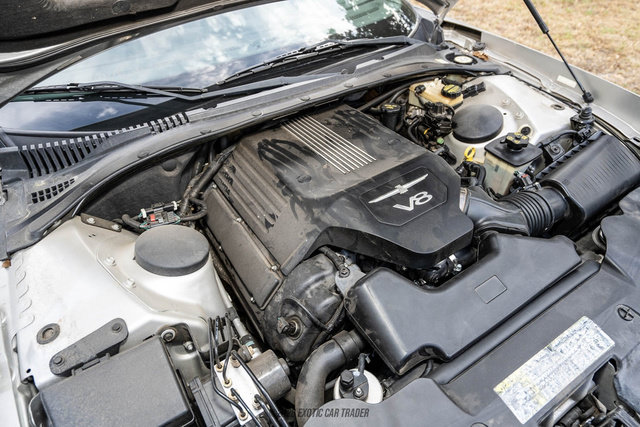 Used 2004 Ford Thunderbird RWD image 15