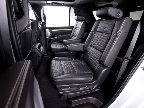 Used 2026 Cadillac Escalade Platinum Sport w/ LPO, Floor Liner Package AWD/4WD image 23