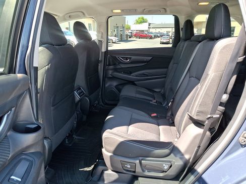 Used 2024 Subaru Ascent Premium w/ Convenience Package AWD/4WD image 9