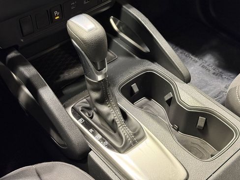 Certified 2022 Nissan Frontier SV w/ Technology Package image 16