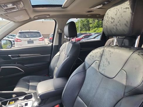 Used 2021 Kia Telluride EX w/ EX Premium Package AWD/4WD image 23