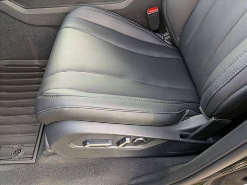 New 2026 Acura MDX SH-AWD image 4