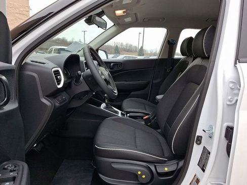 New 2026 Hyundai Venue SEL FWD image 13