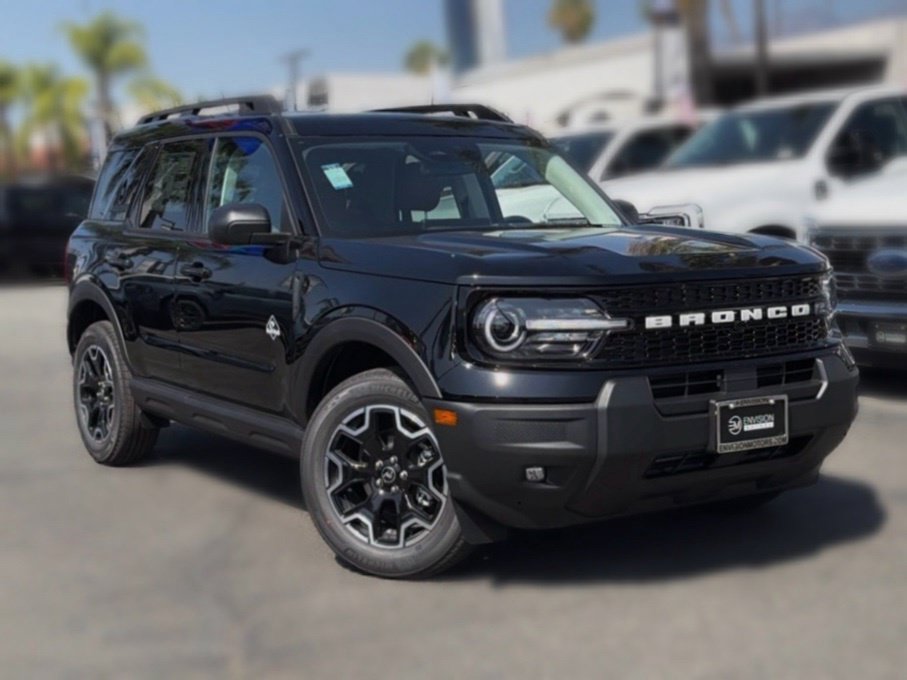 New 2026 Ford Bronco Sport Outer Banks w/ Outer Banks Tech Package+ AWD/4WD image 2