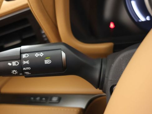 Used 2022 Lexus LC 500 Convertible w/ Touring Package RWD image 27