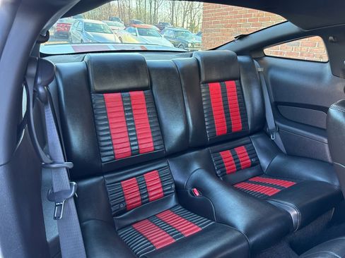 Used 2010 Ford Mustang Shelby GT500 image 29
