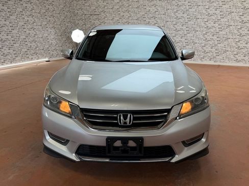 Used 2013 Honda Accord Sport image 3