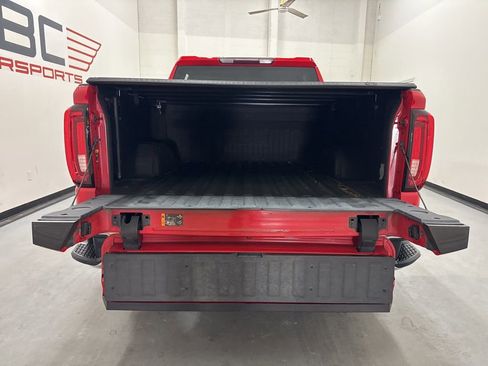 Used 2019 GMC Sierra 1500 SLT image 17