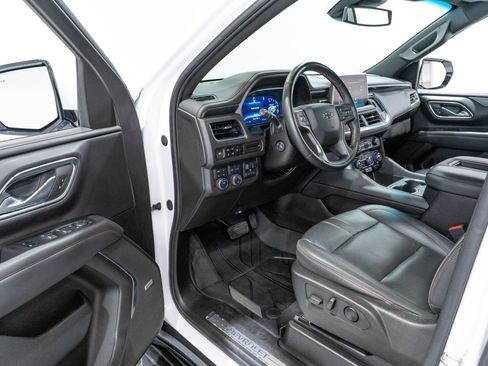 Used 2024 Chevrolet Tahoe RST w/ Luxury Package AWD/4WD image 12