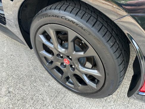 Used 2018 FIAT 124 Spider Abarth image 30