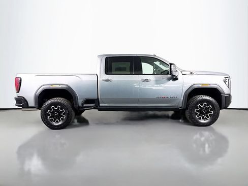 New 2026 GMC Sierra 2500 AT4X AWD/4WD image 8