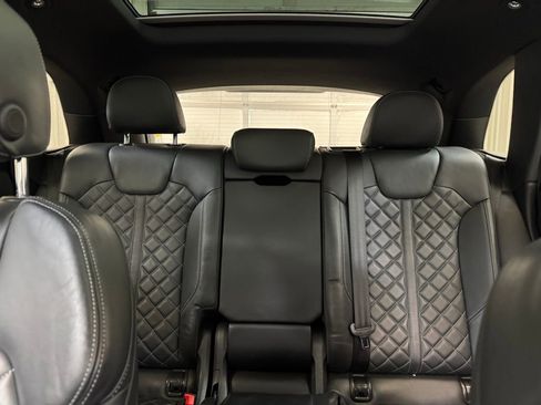 Used 2020 Audi SQ5 Premium Plus w/ Premium Plus Package image 15