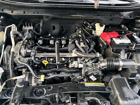 Certified 2020 Nissan Kicks SV image 30