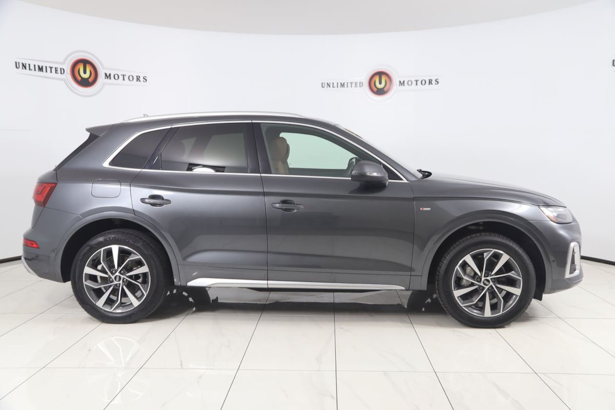 Used 2023 Audi Q5 2.0T Prestige w/ Prestige Package AWD/4WD image 2