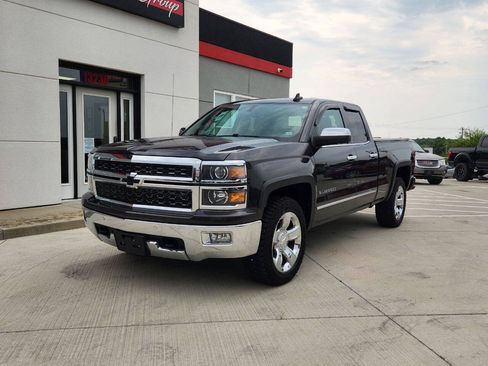 Used 2015 Chevrolet Silverado 1500 LTZ w/ LTZ Plus Package AWD/4WD image 2
