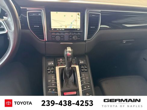 Used 2015 Porsche Macan S AWD/4WD image 16