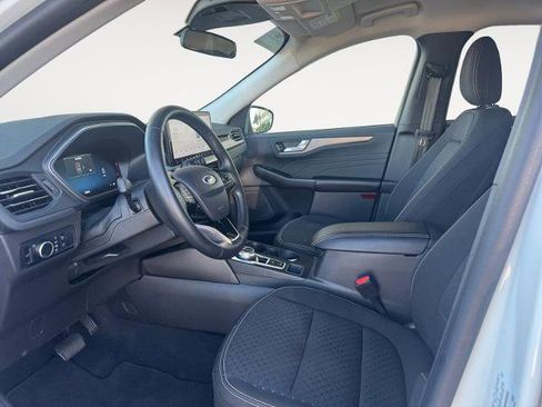 Certified 2023 Ford Escape Active w/ Tech Pack #2 image 9