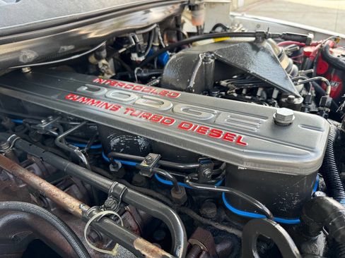 Used 1998 Dodge Ram 3500 Truck 4x4 Regular Cab image 10