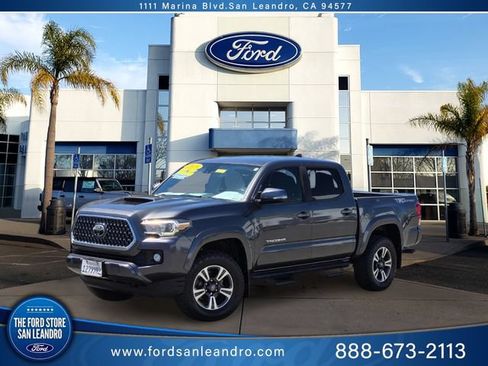 Used 2019 Toyota Tacoma TRD Sport w/ Technology Package RWD image 1
