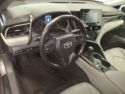 Used 2024 Toyota Camry SE FWD image 17
