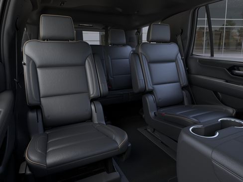 New 2026 GMC Yukon Elevation w/ Elevation Premium Package AWD/4WD image 17