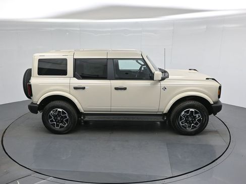 New 2026 Ford Bronco Outer Banks AWD/4WD image 38