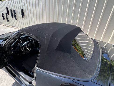 Used 2019 MAZDA MX-5 Miata Club RWD image 33