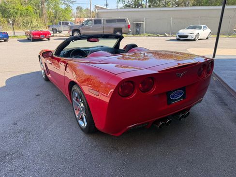 Used 2006 Chevrolet Corvette Convertible w/ Preferred Equipment Group image 12