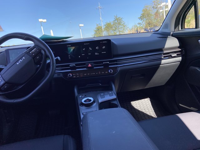 Used 2026 Kia Sportage EX AWD/4WD image 15