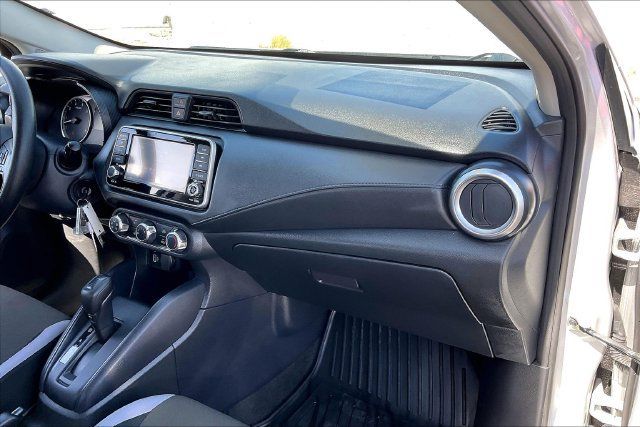 Certified 2025 Nissan Versa S w/ Trunk Package FWD image 16