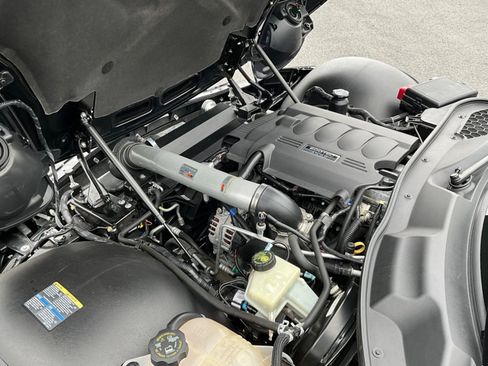 Used 2009 Pontiac Solstice Coupe w/ Premium Package image 22