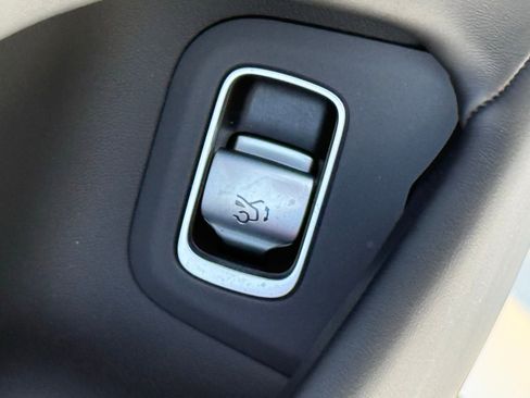 Used 2024 Mercedes-Benz S 63 AMG S image 21