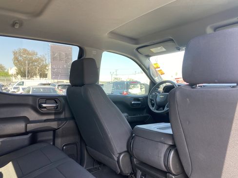 Used 2022 Chevrolet Silverado 1500 Custom AWD/4WD image 23