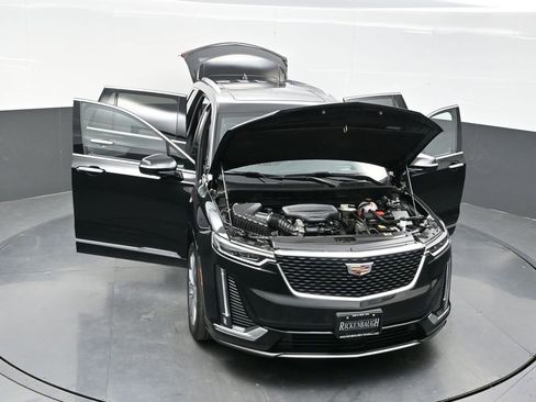 Certified 2025 Cadillac XT6 Premium Luxury w/ Platinum Package AWD/4WD image 42