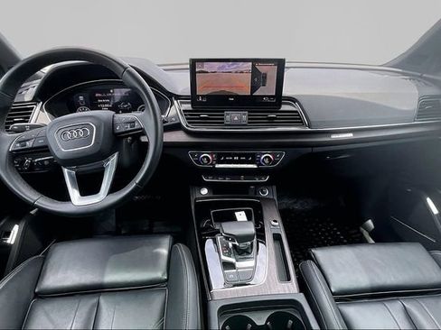 Used 2023 Audi Q5 2.0T Premium Plus w/ Premium Plus Package AWD/4WD image 15