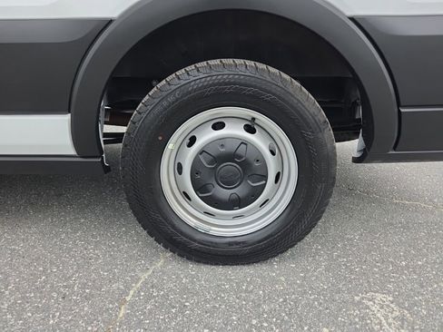 Used 2024 Ford Transit 350 XL image 26